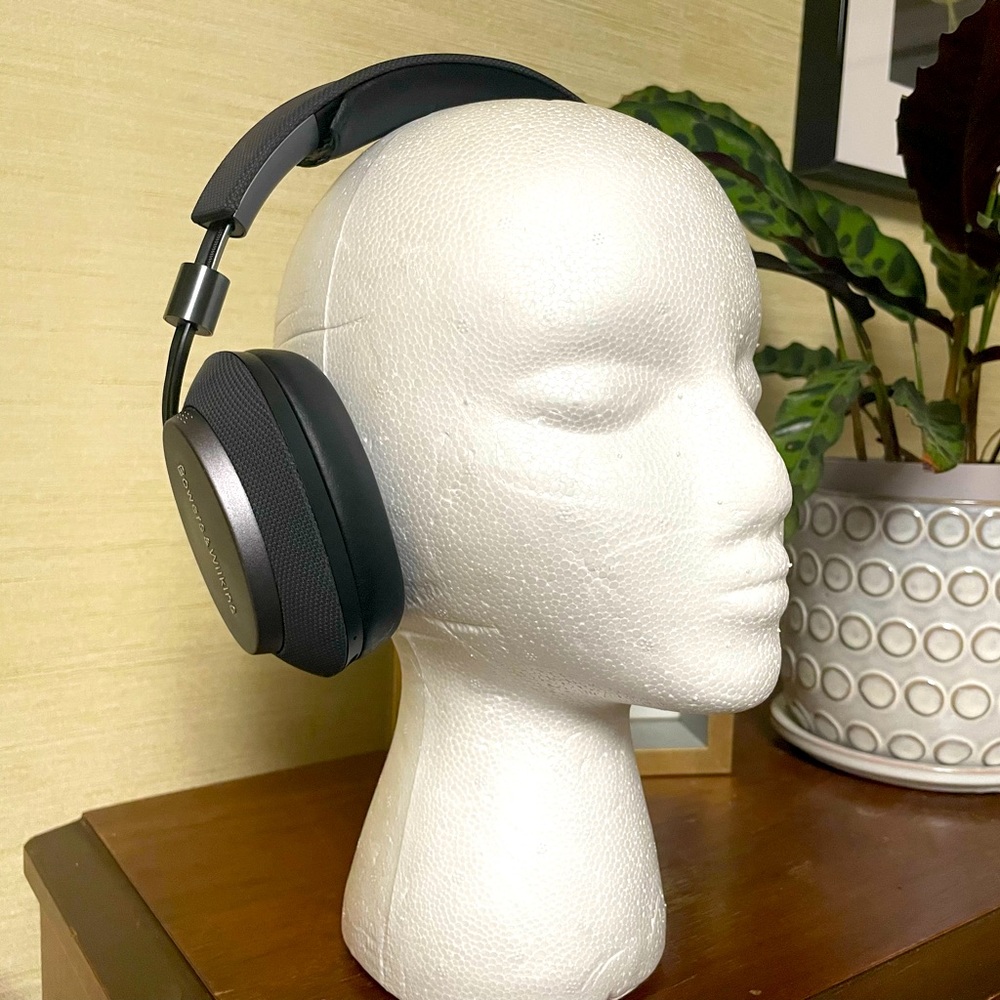 Bowers and Wilkins PX Headphones